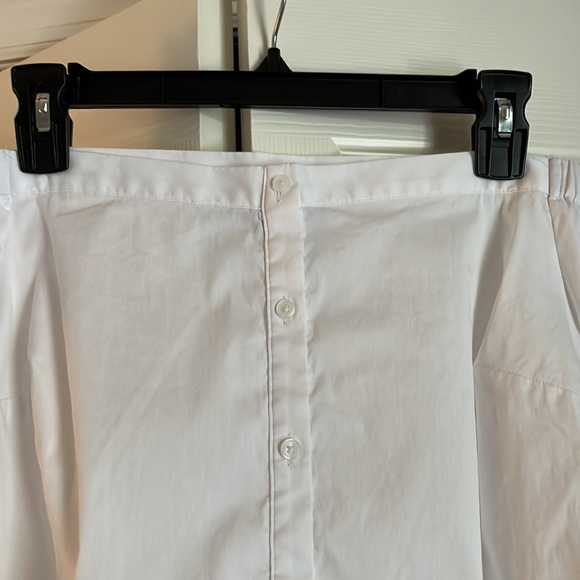 Express off shoulder button up! - SMALL - Picture 3 of 8